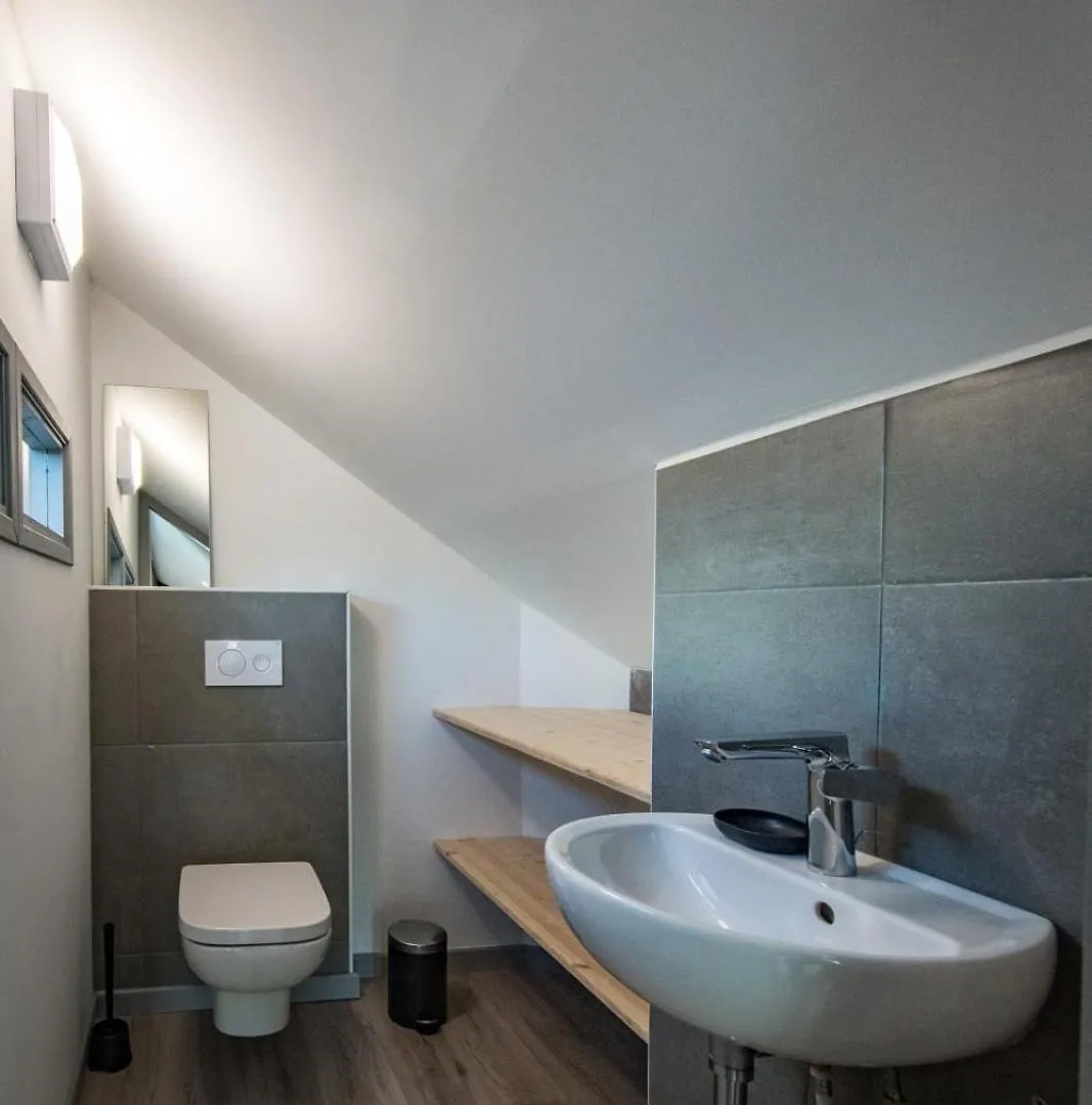 Duplex in Albiez-Montrond with terrace Otel 0*,  Fransa